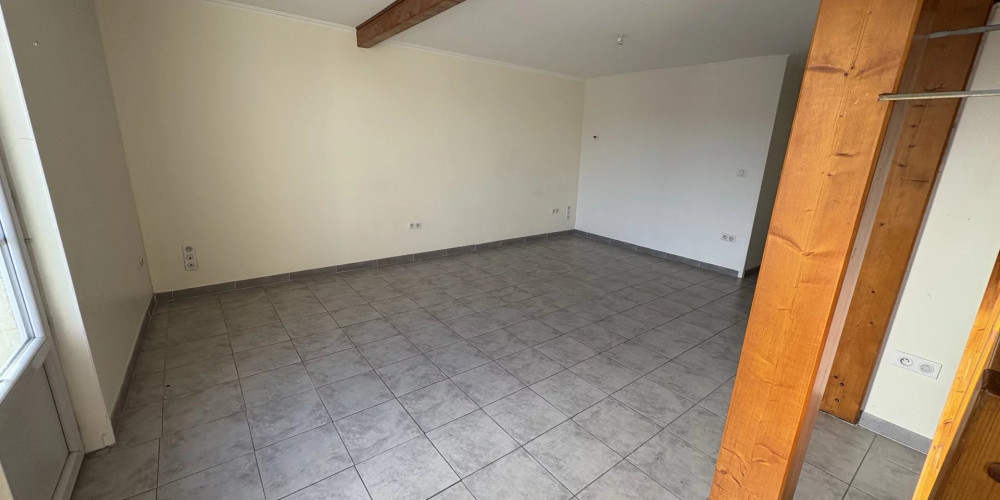 appartement à STE FOY LA GRANDE (33220)